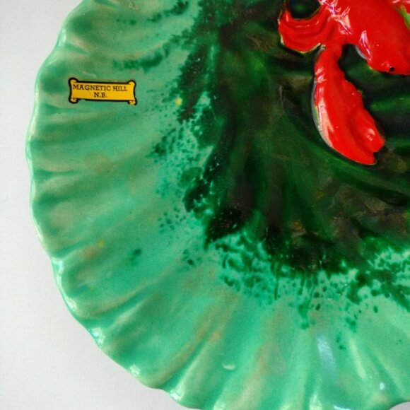 Vintage Lobster Dish Decorative Souvenir Plate from Magnetic Hill New Brunswick - Picture 7 of 11